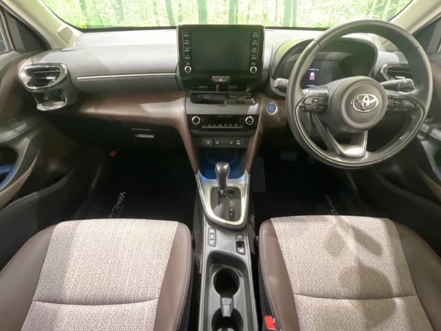 YARIS CROSS HYBRID