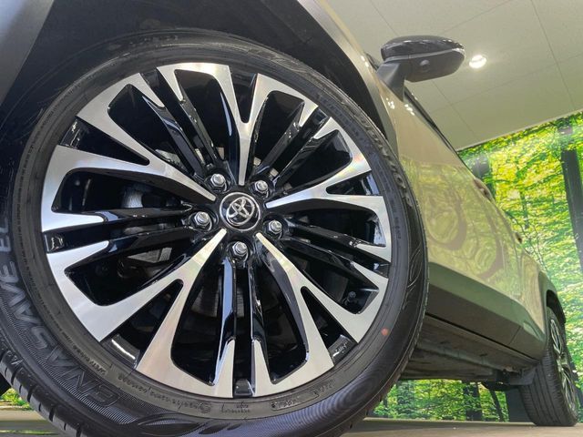 YARIS CROSS HYBRID