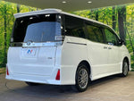 VOXY HYBRID