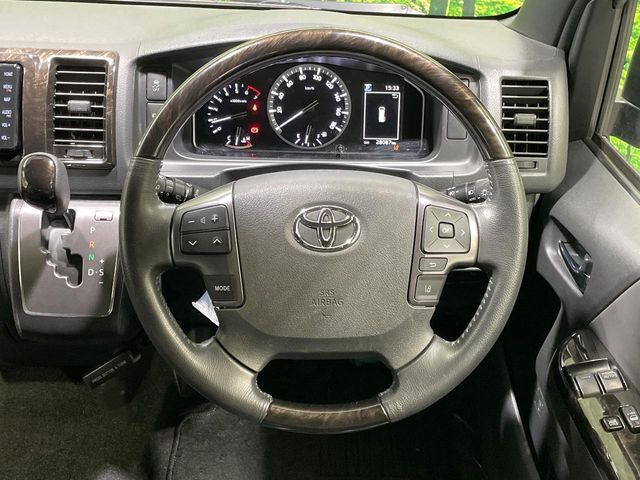 HIACE van 2WD