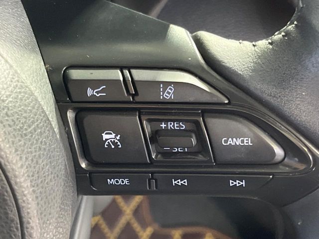 YARIS CROSS HYBRID