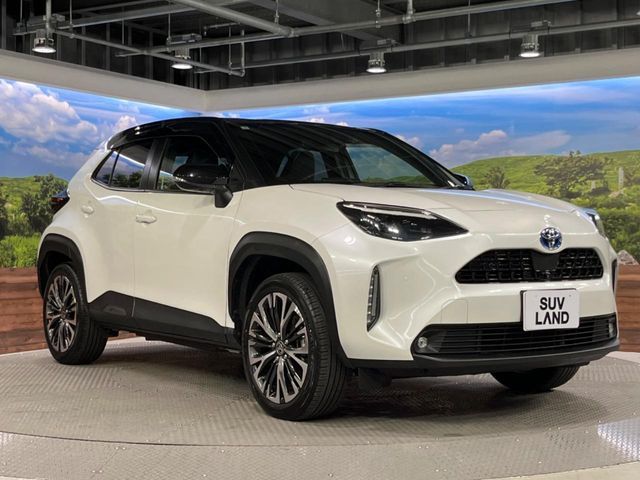 YARIS CROSS HYBRID