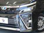 VOXY HYBRID