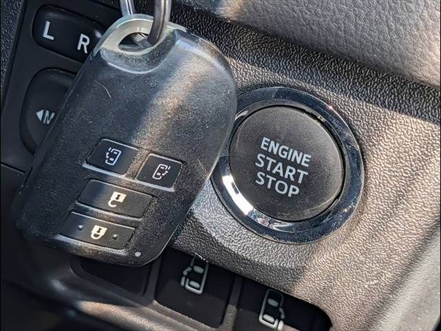 HIACE van 4WD