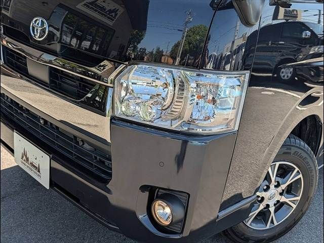 HIACE van 4WD