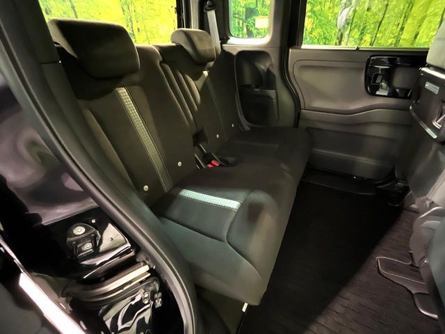 N-BOX CUSTOM