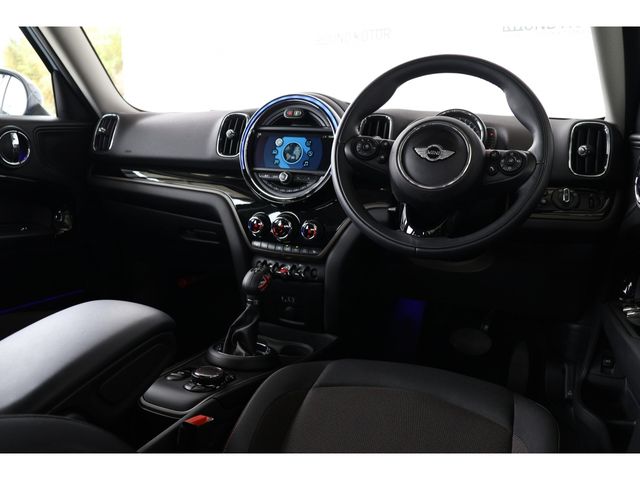 BMW MINI COOPER D CROSSOVER
