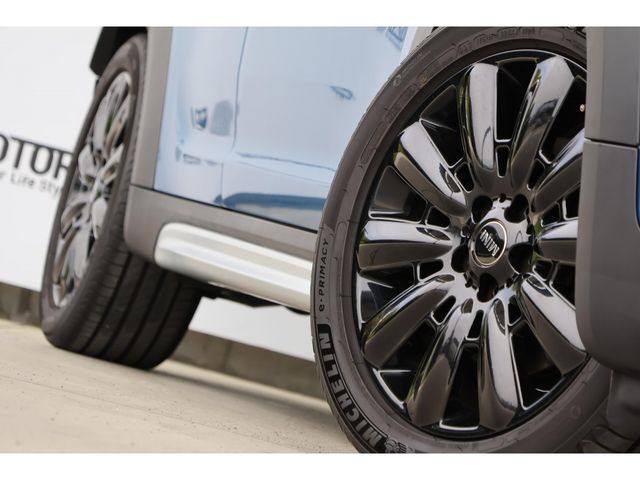 BMW MINI COOPER D CROSSOVER