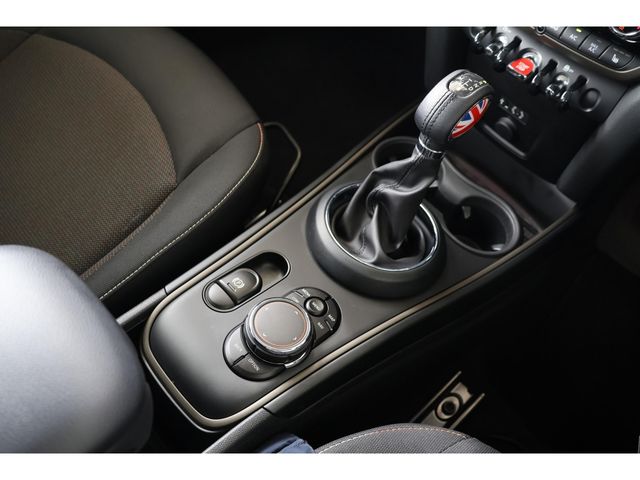 BMW MINI COOPER D CROSSOVER