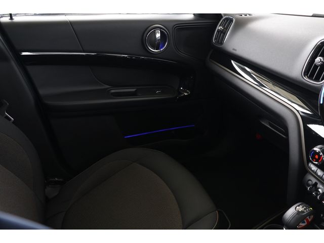 BMW MINI COOPER D CROSSOVER