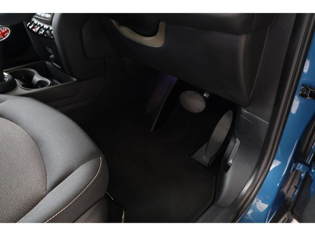 BMW MINI COOPER D CROSSOVER
