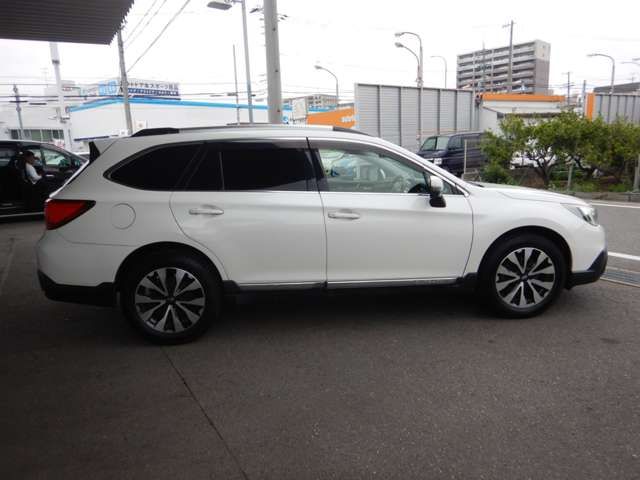 LEGACY OUTBACK