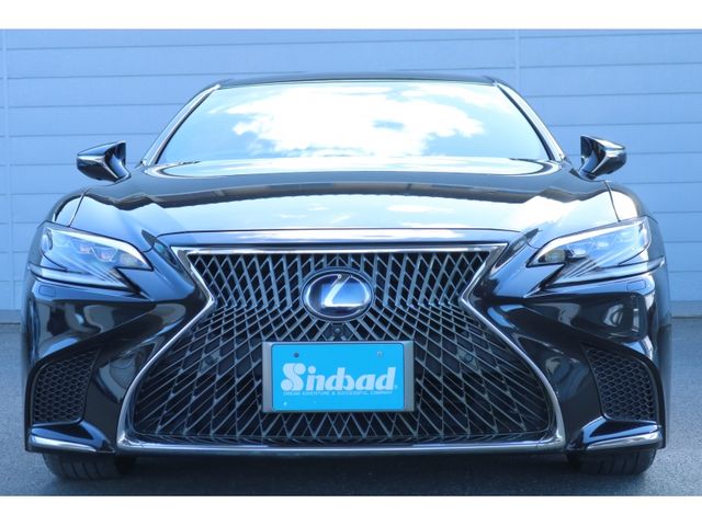 LEXUS LS500h 4WD