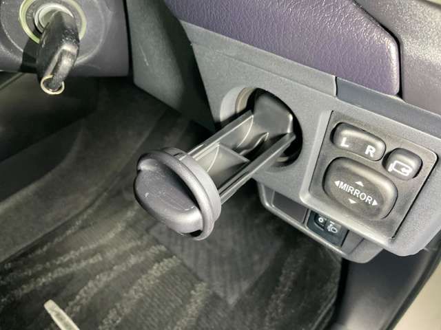 COROLLA AXIO HYBRID