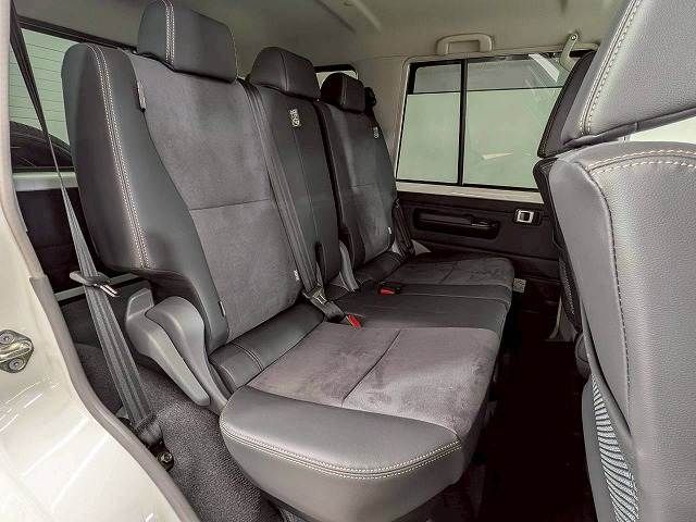 LANDCRUISER 70