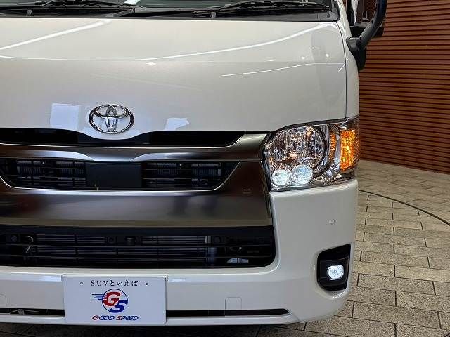 HIACE van 4WD