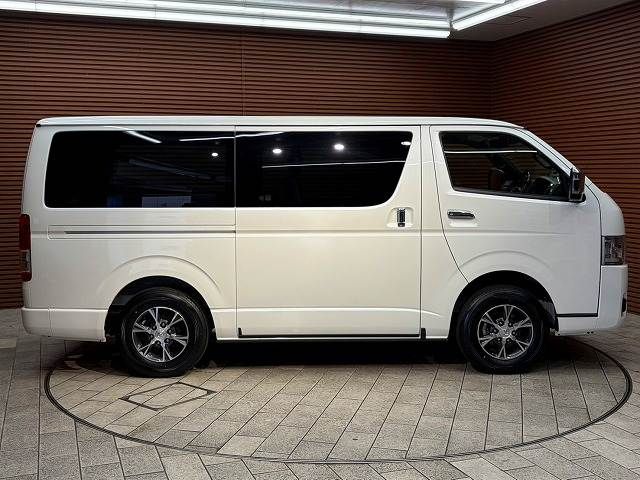 HIACE van 4WD