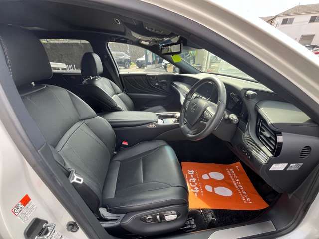 LEXUS LS500