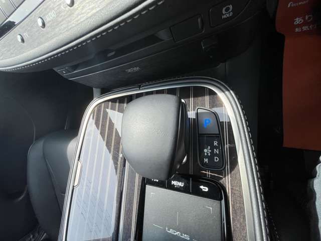 LEXUS LS500