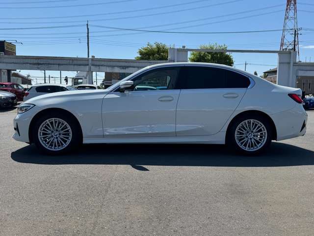 BMW 3 Series sedan