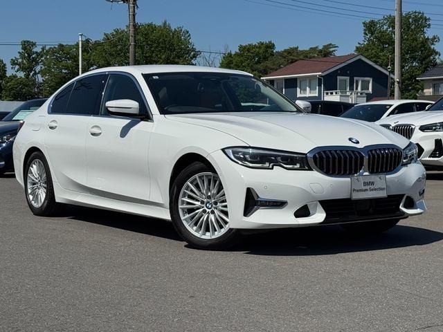 BMW 3 Series sedan