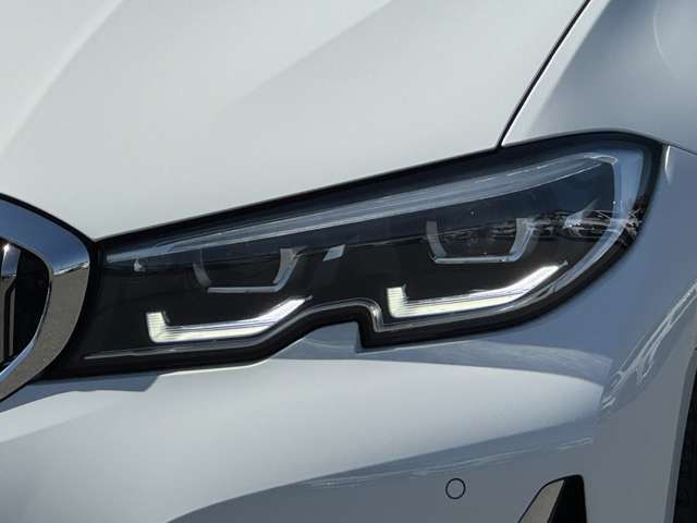 BMW 3 Series sedan