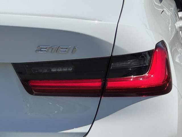 BMW 3 Series sedan
