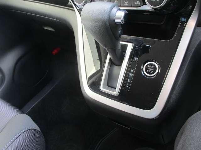 SERENA S-HYBRID 4WD