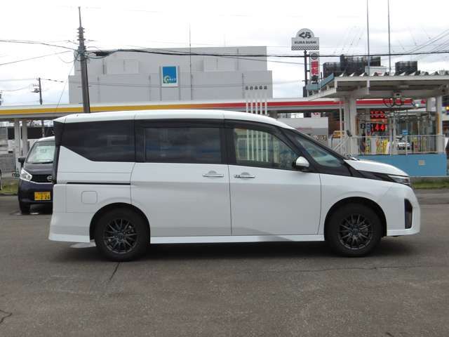 SERENA  WG 4WD