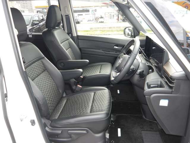 SERENA  WG 4WD