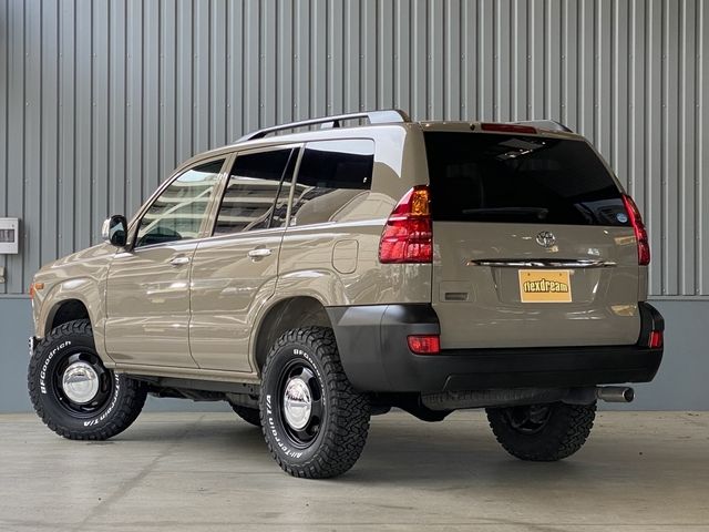 LANDCRUISER PRADO