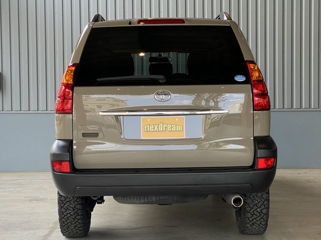 LANDCRUISER PRADO