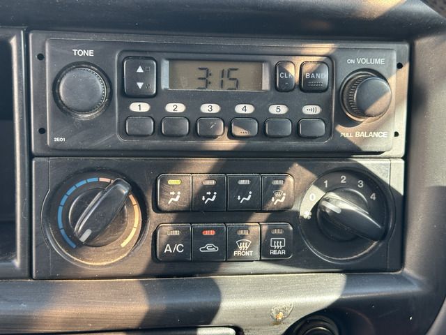 BONGO van 2WD