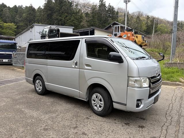 HIACE van 2WD