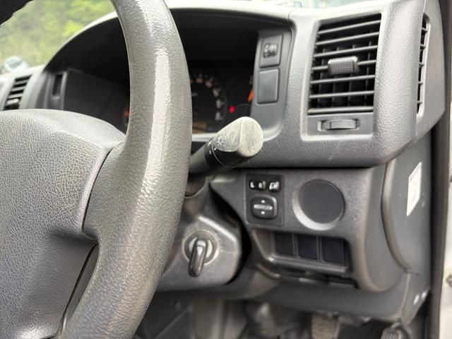HIACE van 2WD