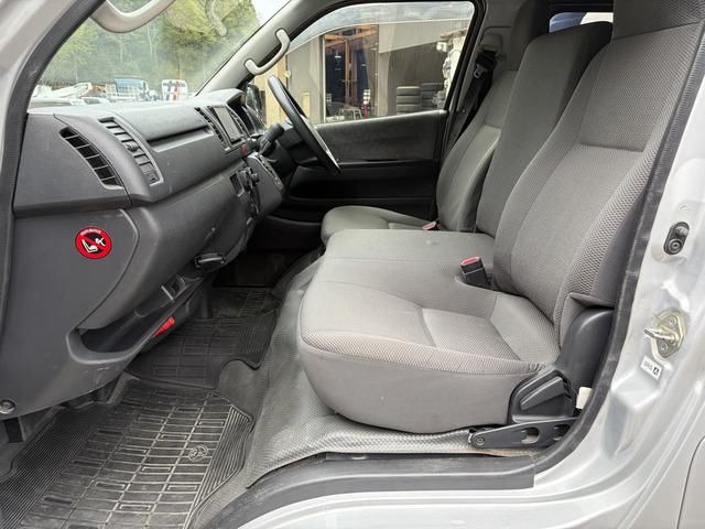 HIACE van 2WD