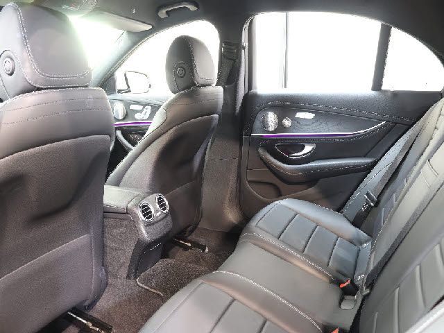 MERCEDES BENZ E class sedan