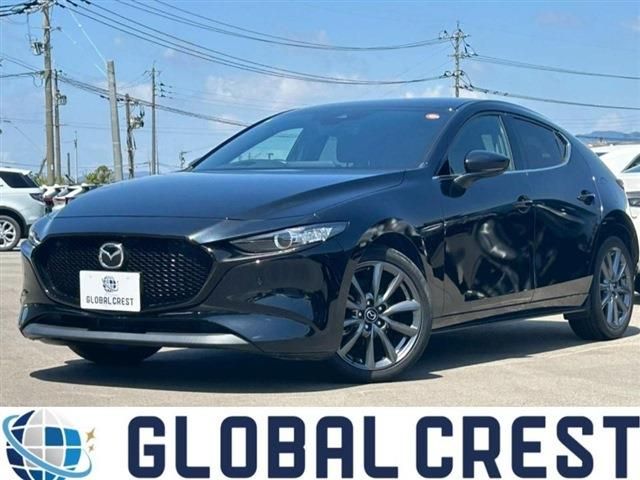 MAZDA3 FASTBACK