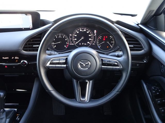 MAZDA3 SEDAN