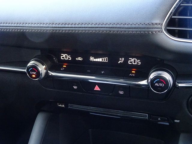 MAZDA3 SEDAN