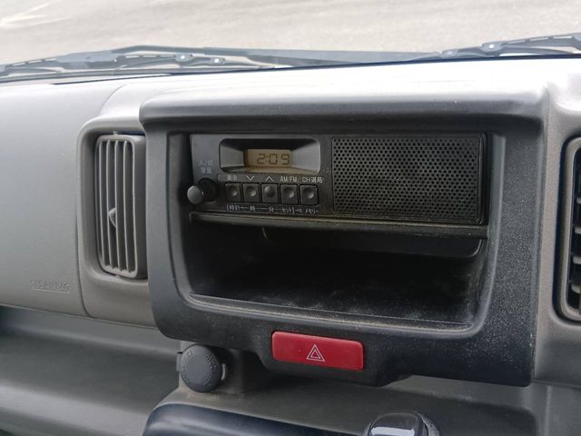 NV100 CLIPPER