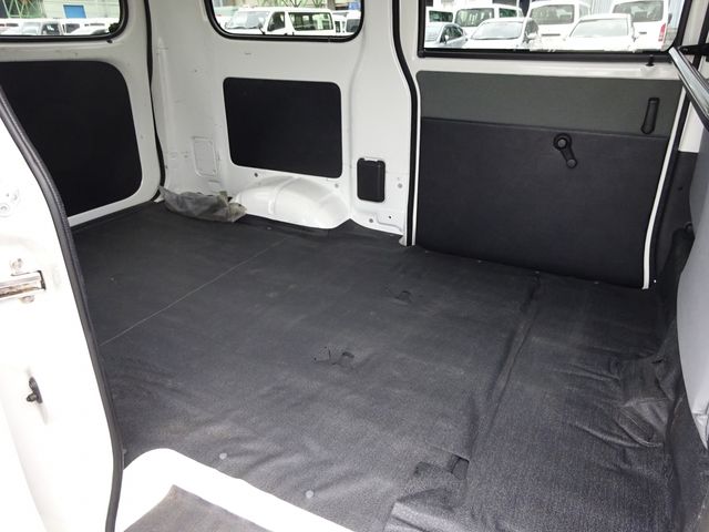 BONGO van 2WD