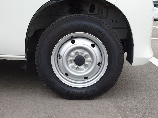 BONGO van 2WD