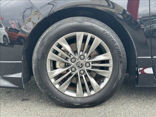 ALPHARD hybrid