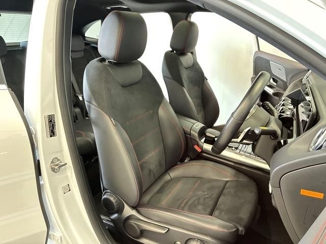MERCEDES BENZ GLA class