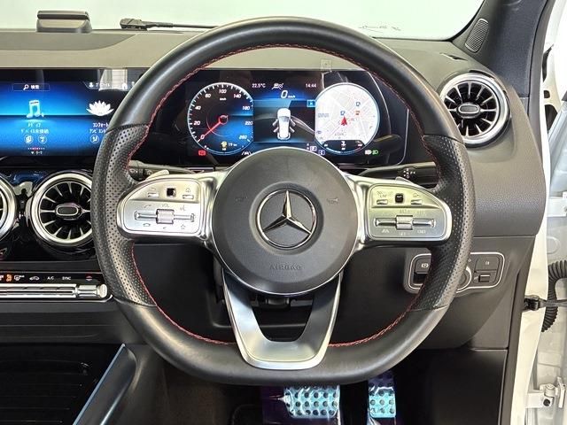 MERCEDES BENZ GLA class