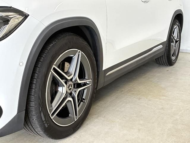 MERCEDES BENZ GLA class
