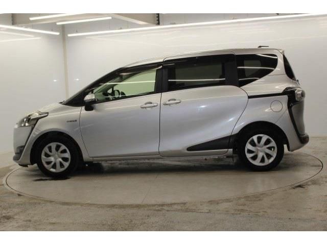 SIENTA HYBRID