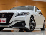 CROWN sedan hybrid