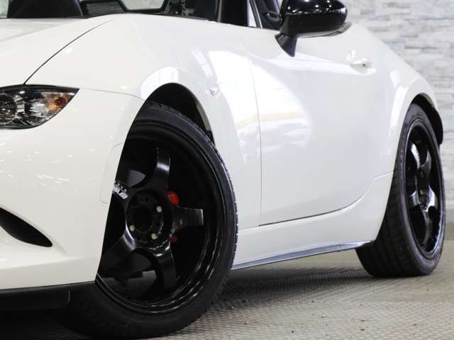 ROADSTER